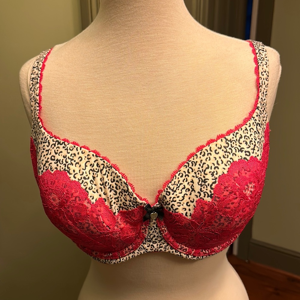 Victoria Secret body by Victoria Secret Lunes/Demi